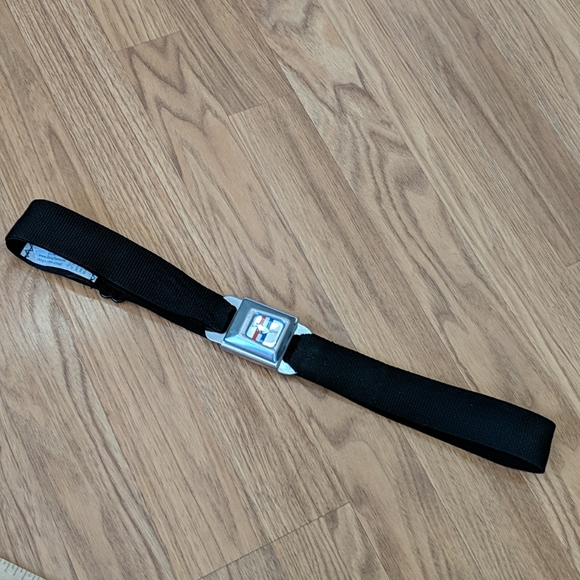 Ford Other - FORD seatbelt belt buckel belt Tilly's